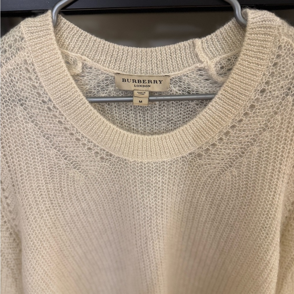 Burberry Women's Cream Knit Sweater Size Medium